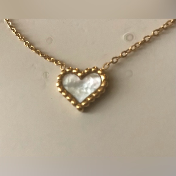 Mother of Pearl Dainty Heart Iridescent Shell Feminine Romance 18K Gold Necklace - Picture 9 of 17